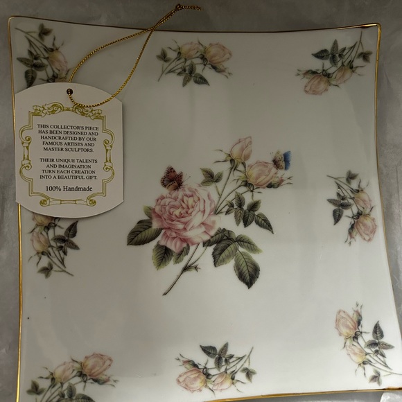 2 Piece Porcelain Serving Plates - Picture 4 of 7